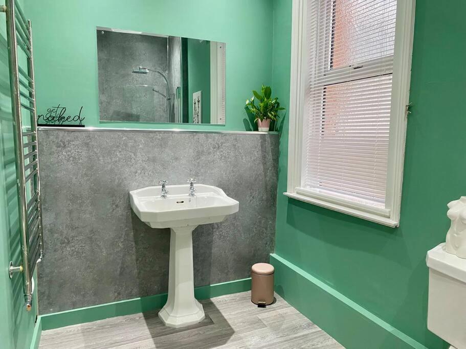 Spacious, Cosy 3 Bedroom House In Preston. Preston  Extérieur photo
